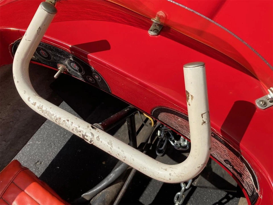 1963 Chevrolet Corvette C2 - Image 13 of 13