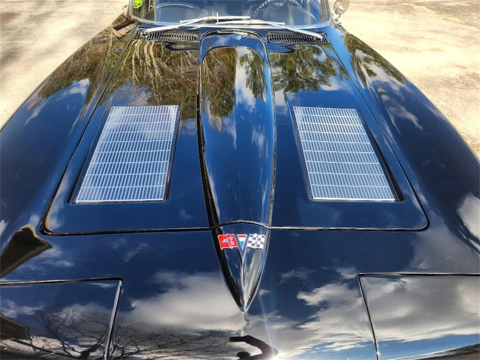 1963 Chevrolet Corvette C2 - Image 11 of 31
