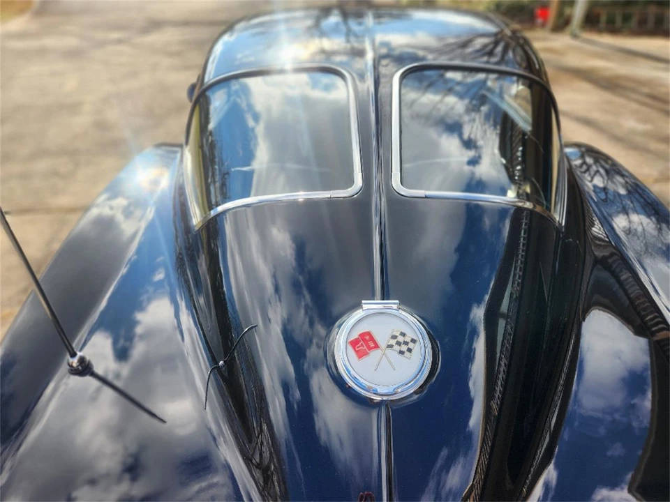 1963 Chevrolet Corvette C2 - Image 22 of 31