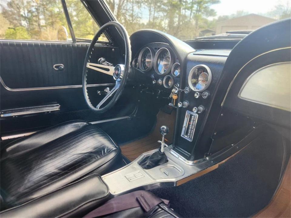 1963 Chevrolet Corvette C2 - Image 24 of 31