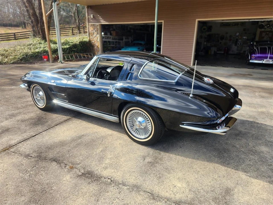 1963 Chevrolet Corvette C2 - Image 29 of 31