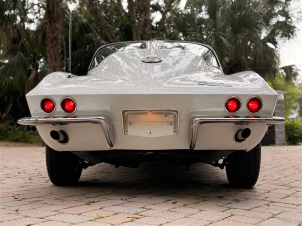 1963 Chevrolet Corvette C2 - Image 5 of 31