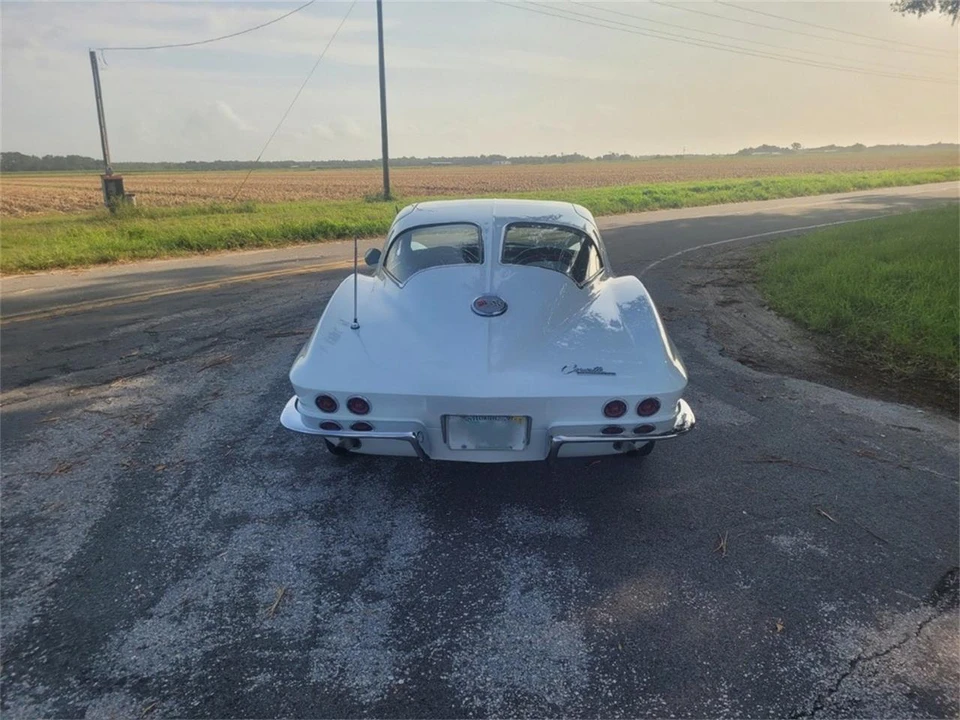 1963 Chevrolet Corvette C2 - Image 22 of 31