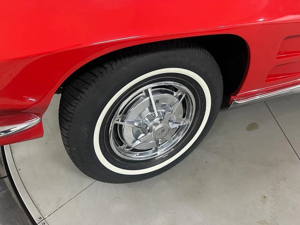 1963 Chevrolet Corvette C2 - Image 17 of 31