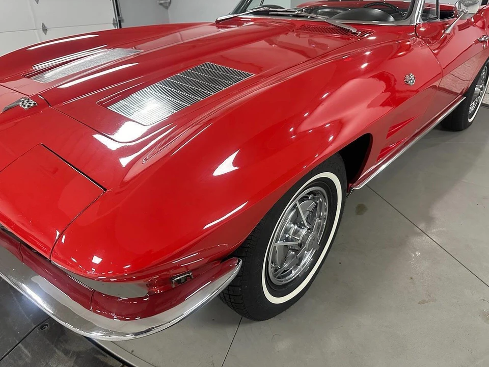 1963 Chevrolet Corvette C2 - Image 16 of 31