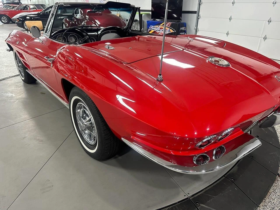 1963 Chevrolet Corvette C2 - Image 23 of 31