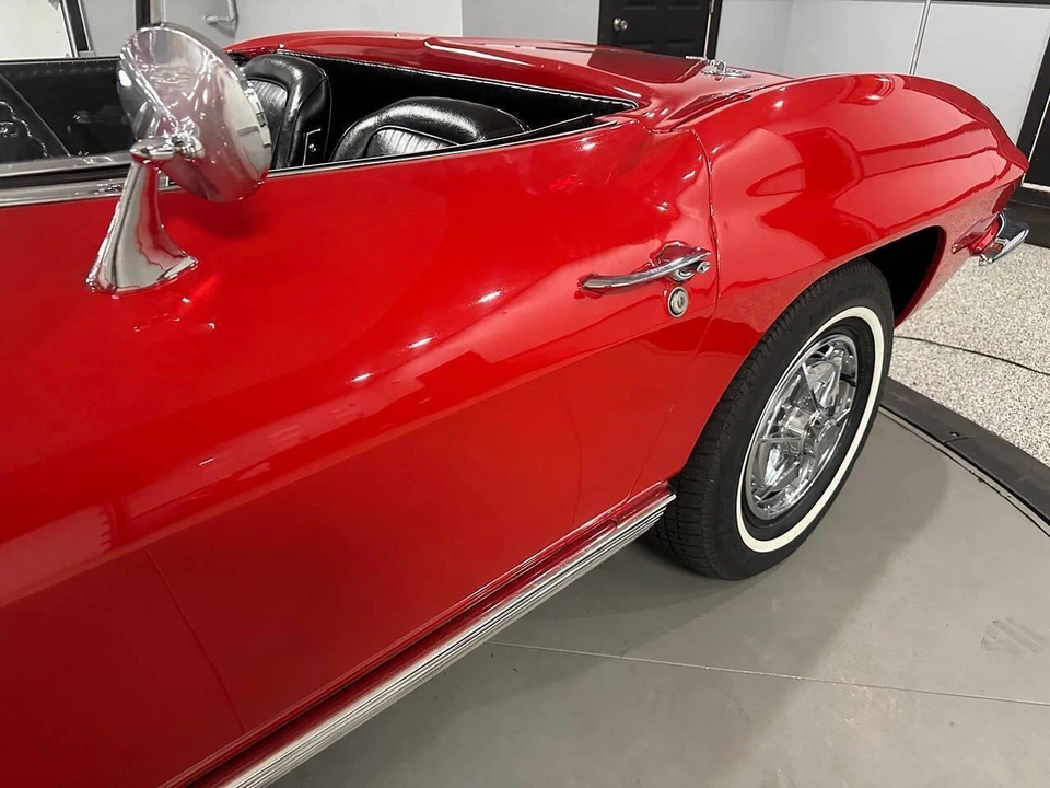 1963 Chevrolet Corvette C2 - Image 20 of 31