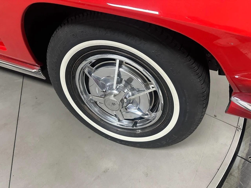 1963 Chevrolet Corvette C2 - Image 27 of 31