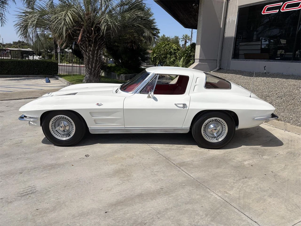 1963 Chevrolet Corvette C2 - Image 6 of 31