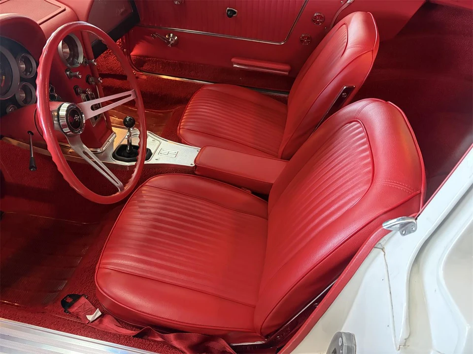 1963 Chevrolet Corvette C2 - Image 24 of 31