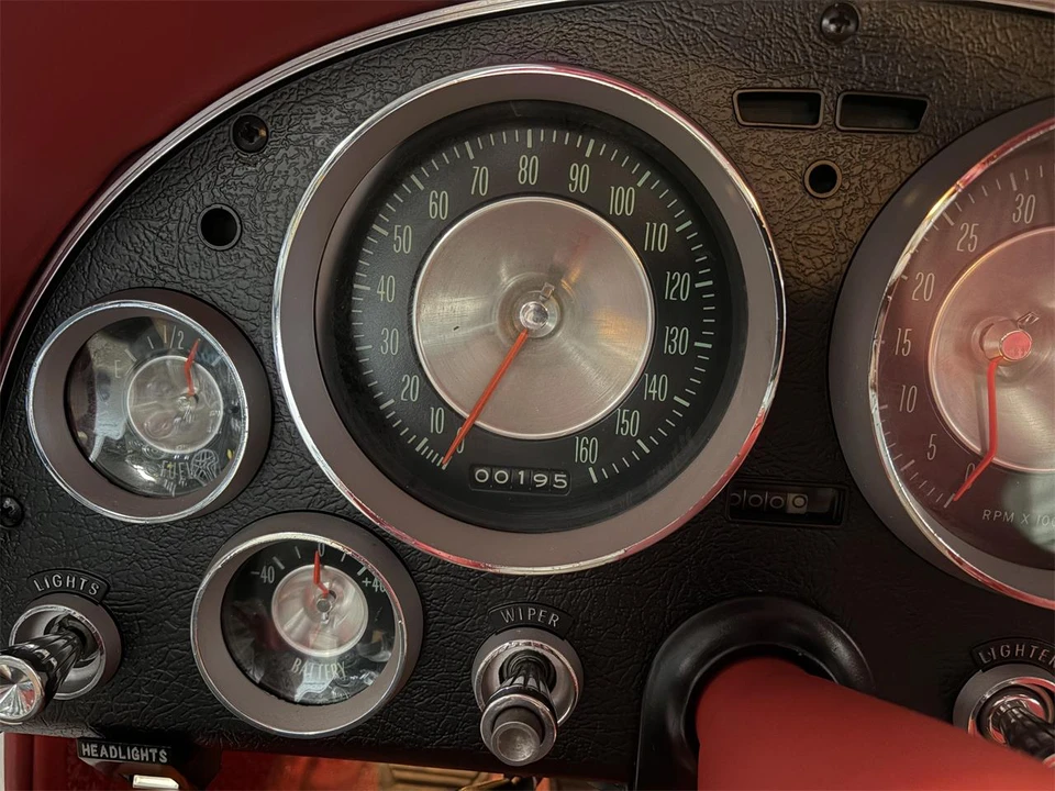 1963 Chevrolet Corvette C2 - Image 28 of 31