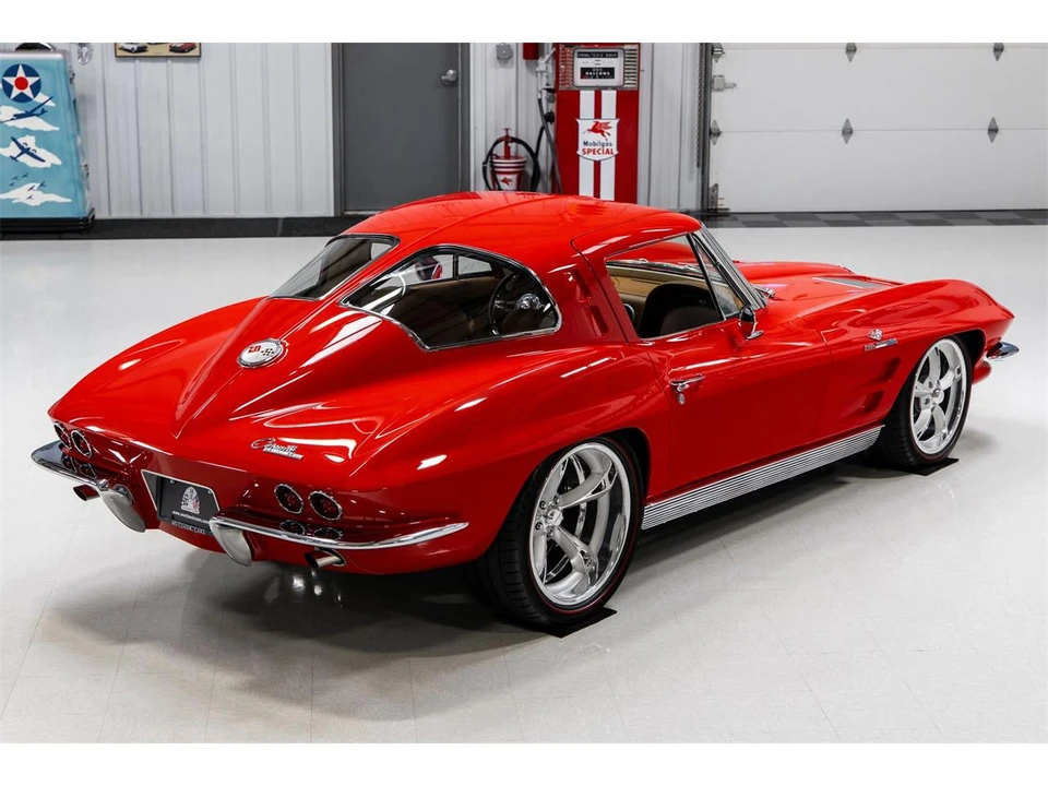 1963 Chevrolet Corvette C2 - Image 2 of 10