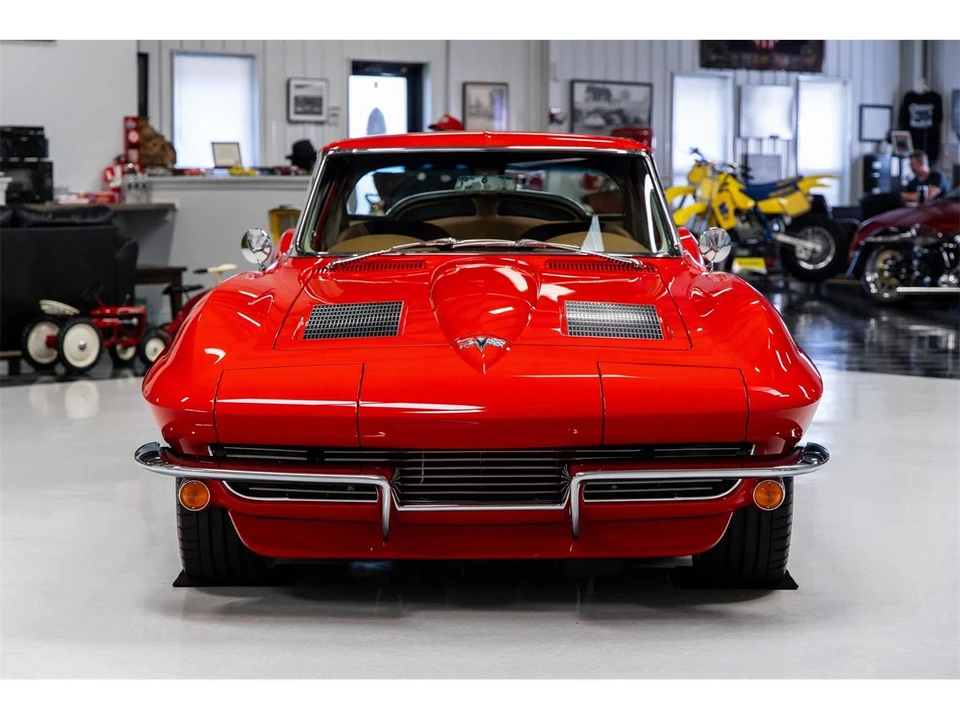 1963 Chevrolet Corvette C2 - Image 3 of 10