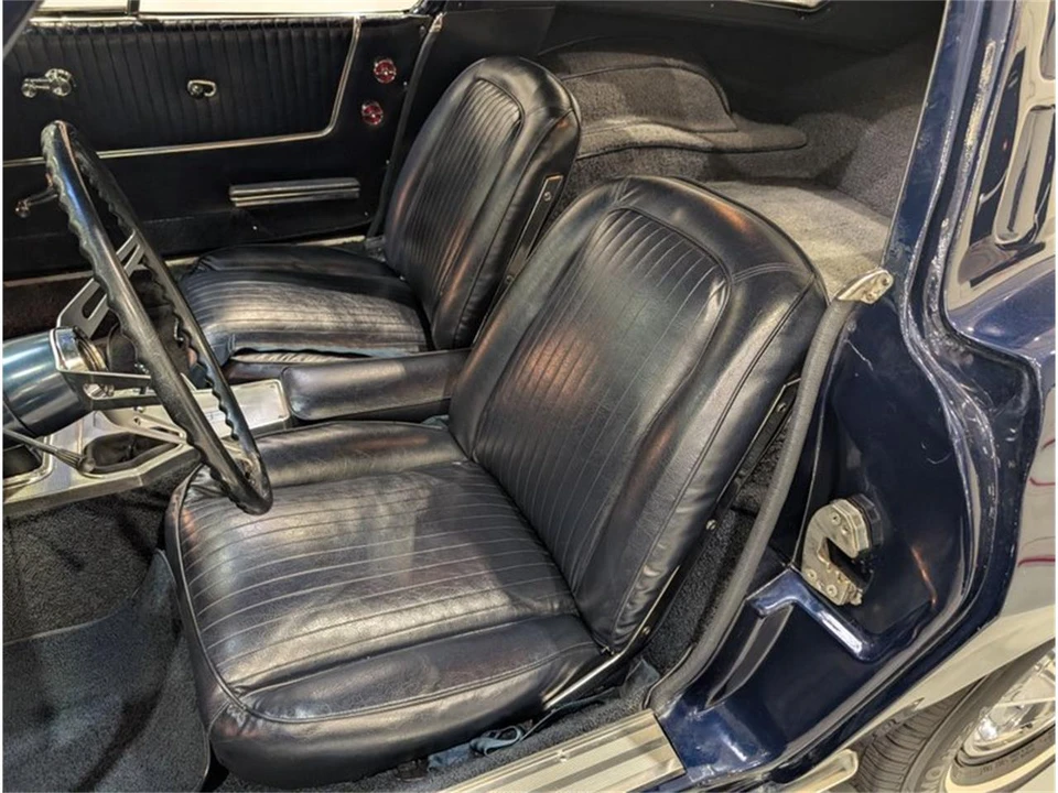 1963 Chevrolet Corvette C2 - Image 13 of 17