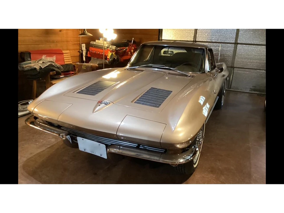 1963 Chevrolet Corvette C2 - Image 2 of 12