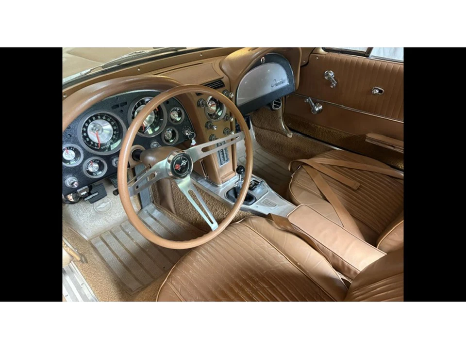 1963 Chevrolet Corvette C2 - Image 9 of 12