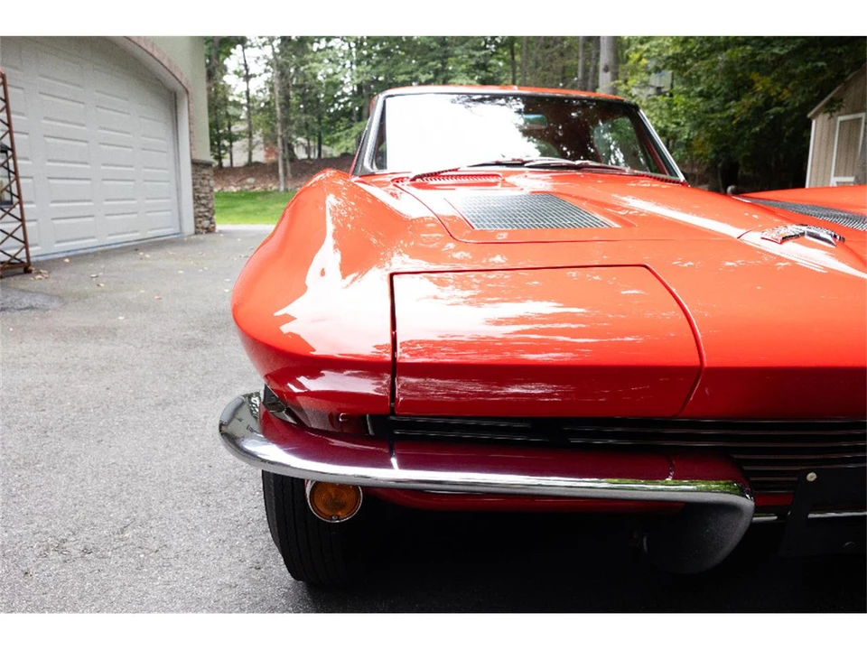 1963 Chevrolet Corvette C2 - Image 11 of 31