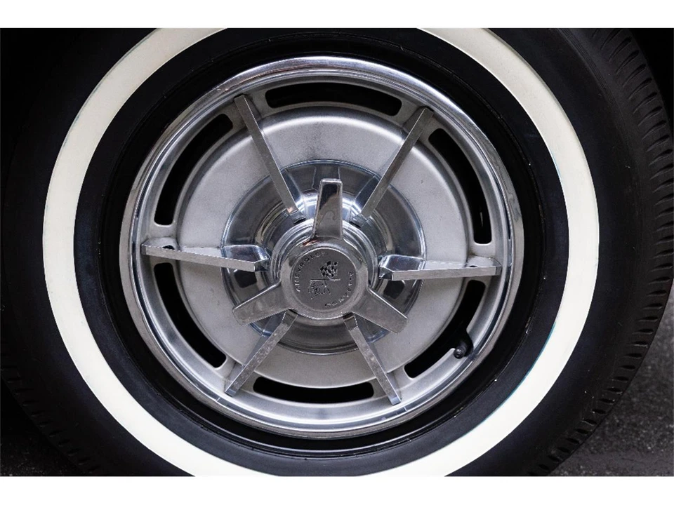 1963 Chevrolet Corvette C2 - Image 22 of 31