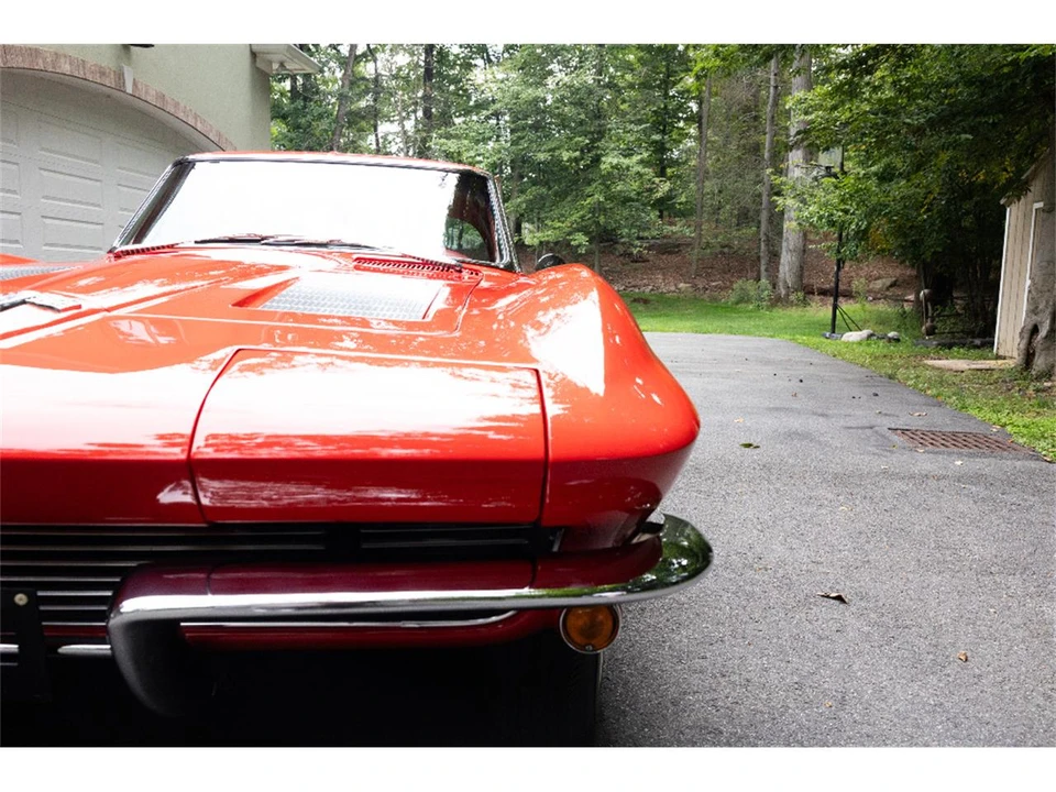 1963 Chevrolet Corvette C2 - Image 10 of 31