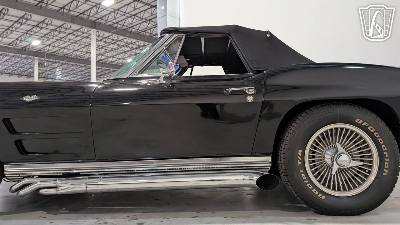 1963 Chevrolet Corvette C2 - Image 31 of 31