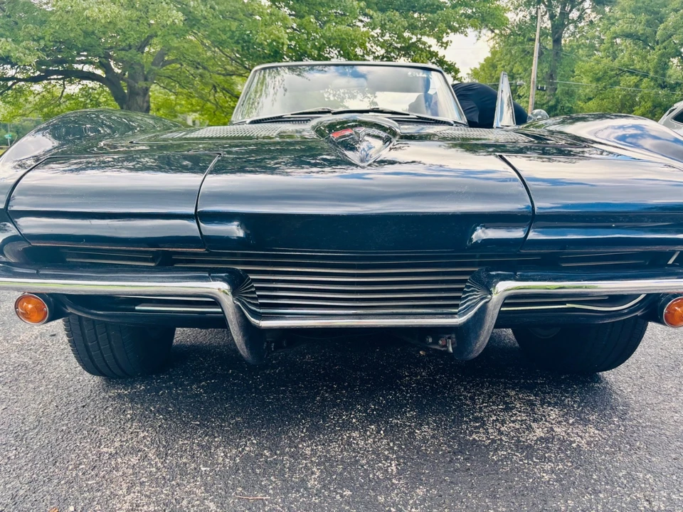 1963 Chevrolet Corvette C2 - Image 4 of 10