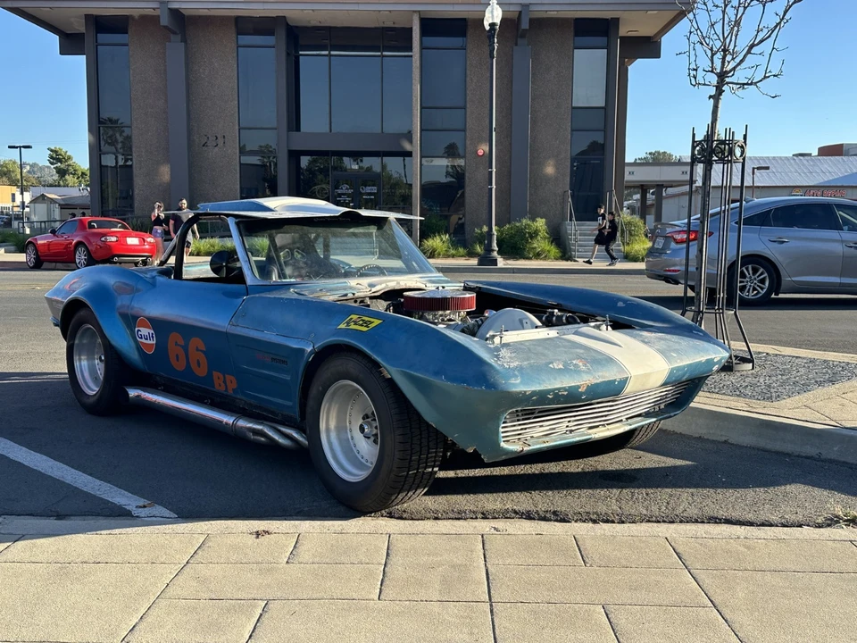 1963 Chevrolet Corvette C2 - Image 2 of 21