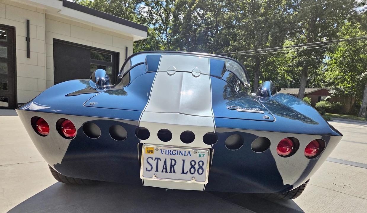 1963 Chevrolet Corvette C2 - Image 20 of 31
