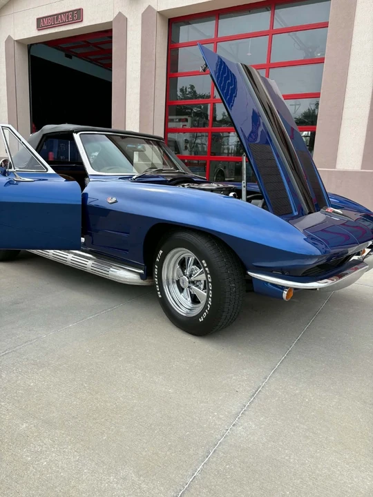 1963 Chevrolet Corvette C2 - Image 7 of 19