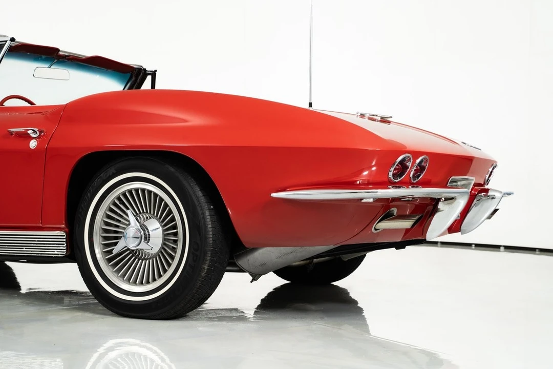 1963 Chevrolet Corvette C2 - Image 10 of 31