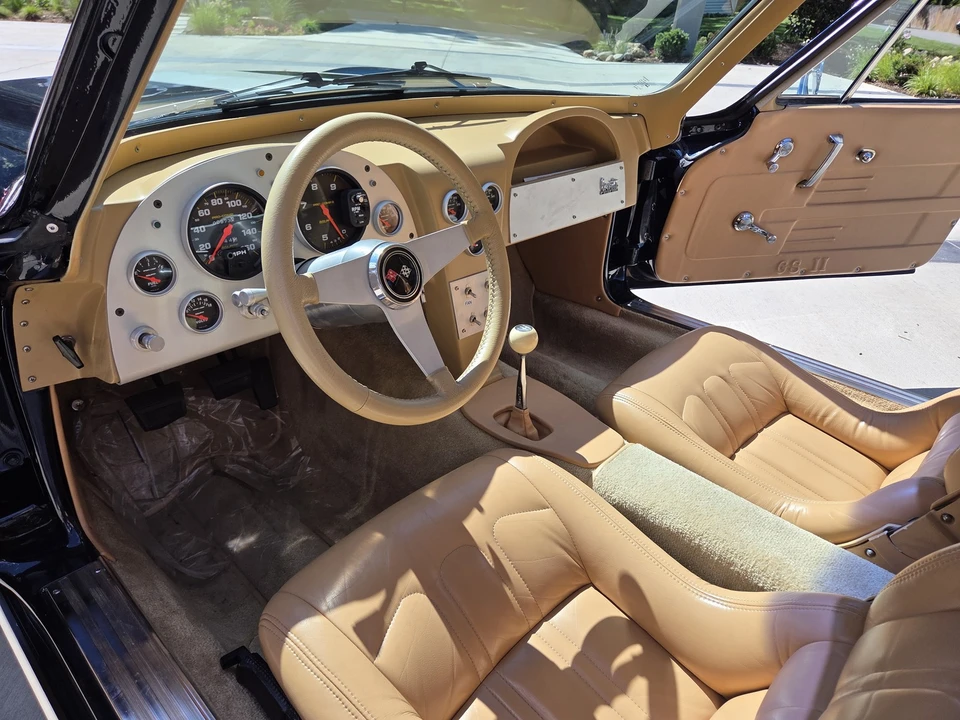 1963 Chevrolet Corvette C2 - Image 30 of 31