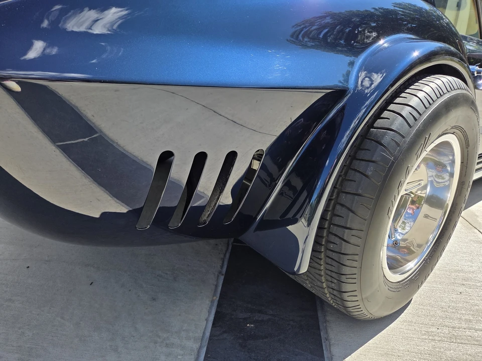 1963 Chevrolet Corvette C2 - Image 24 of 31