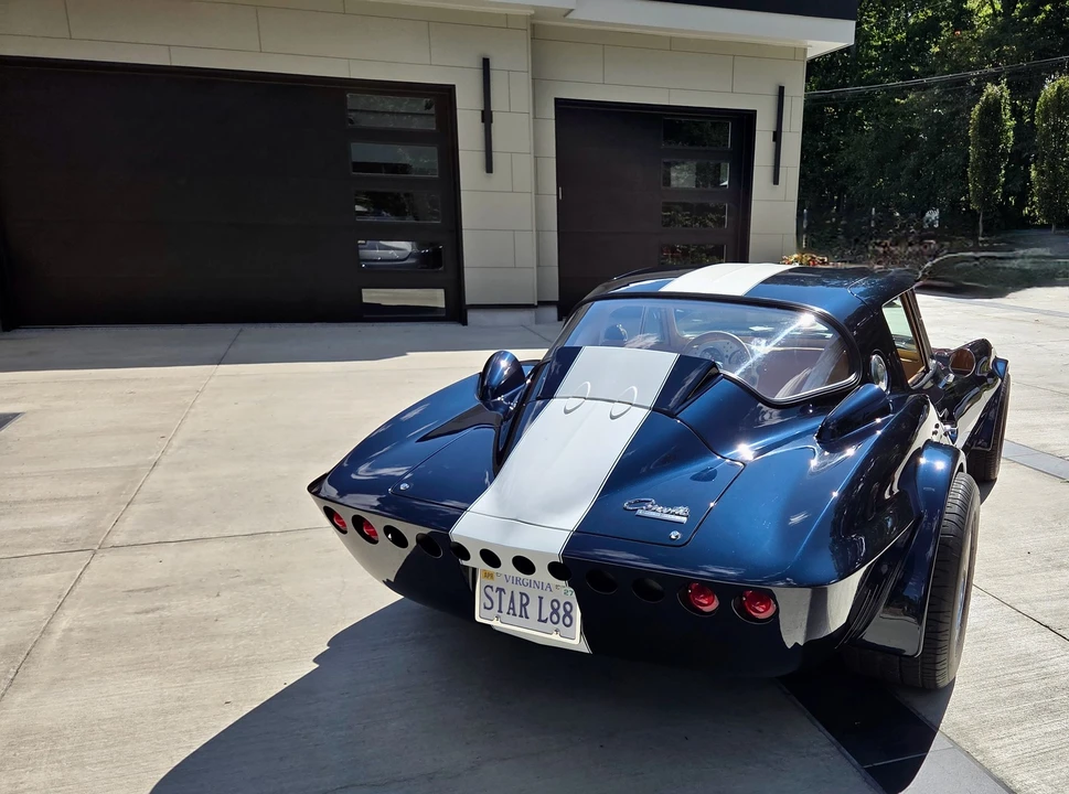 1963 Chevrolet Corvette C2 - Image 13 of 31