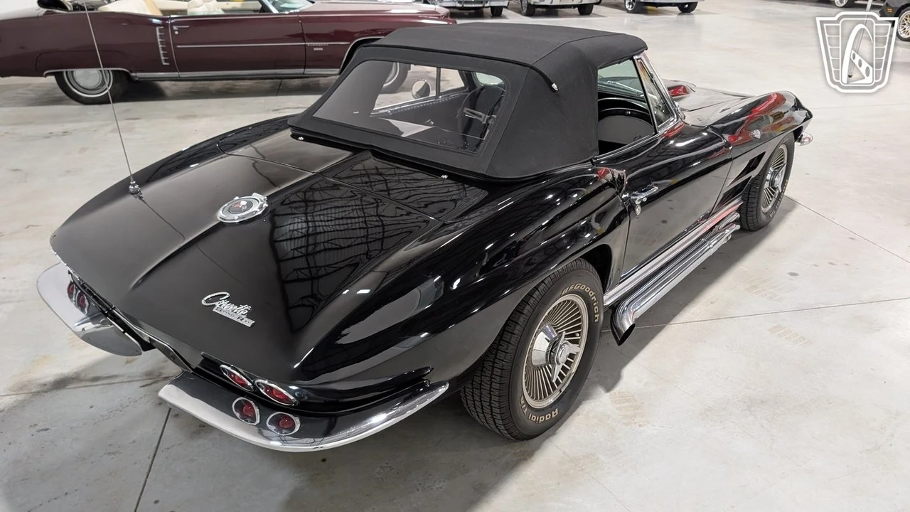 1963 Chevrolet Corvette C2 - Image 14 of 31
