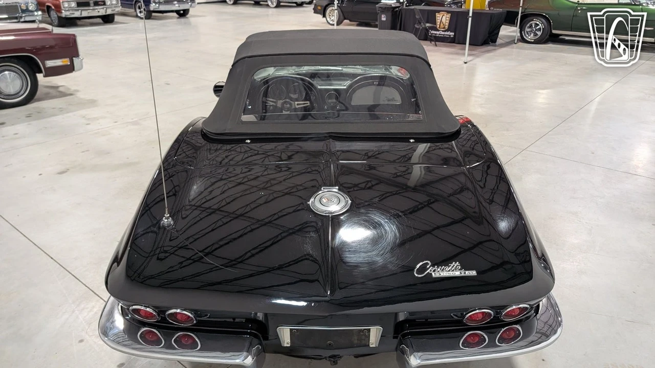 1963 Chevrolet Corvette C2 - Image 11 of 31