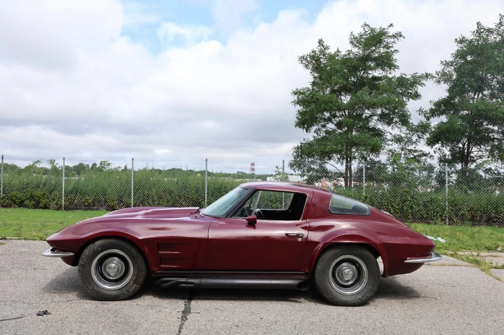 1963 Chevrolet Corvette C2 - Image 4 of 8