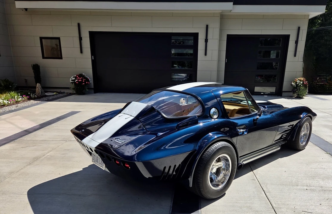 1963 Chevrolet Corvette C2 - Image 12 of 31