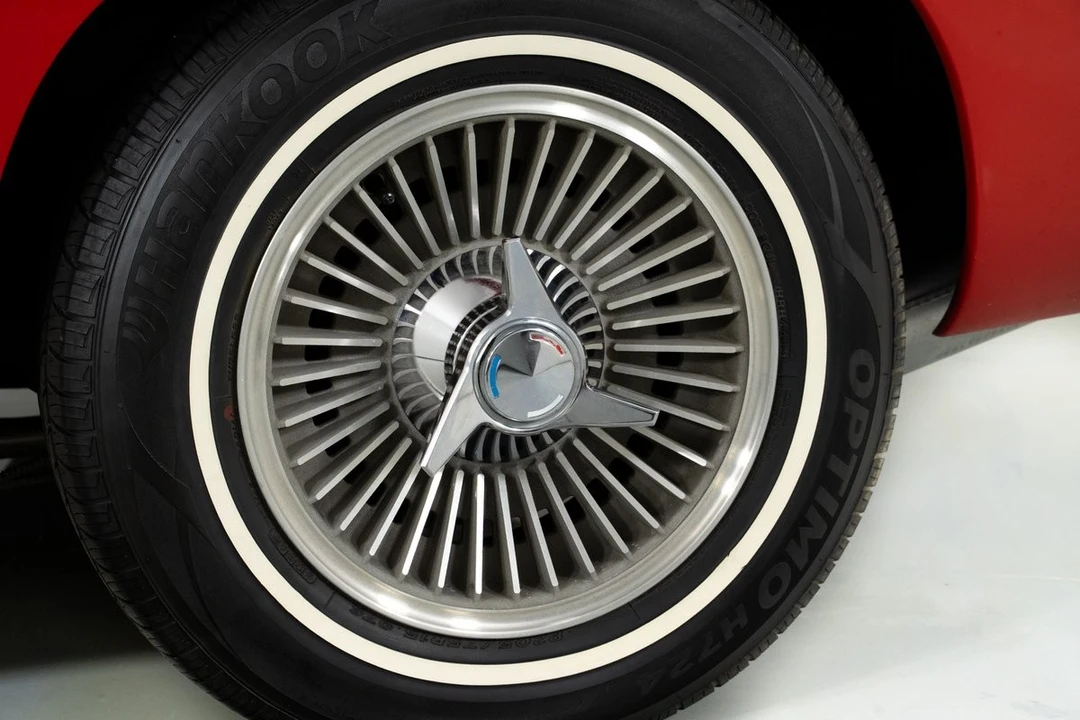1963 Chevrolet Corvette C2 - Image 8 of 31