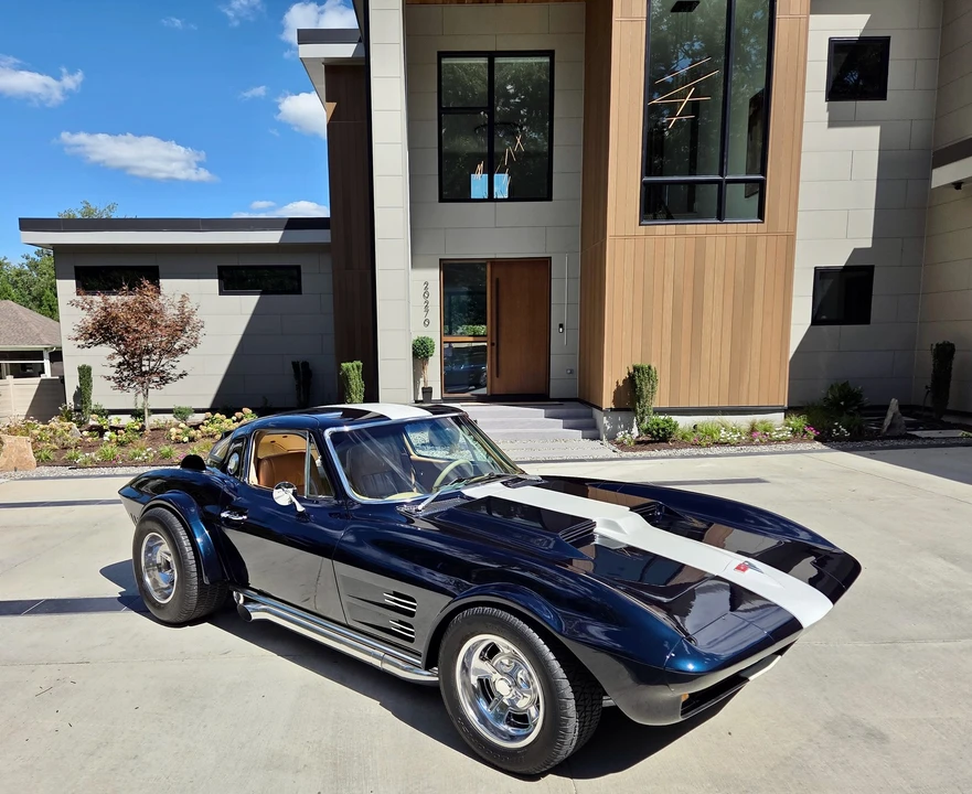 1963 Chevrolet Corvette C2 - Image 4 of 31