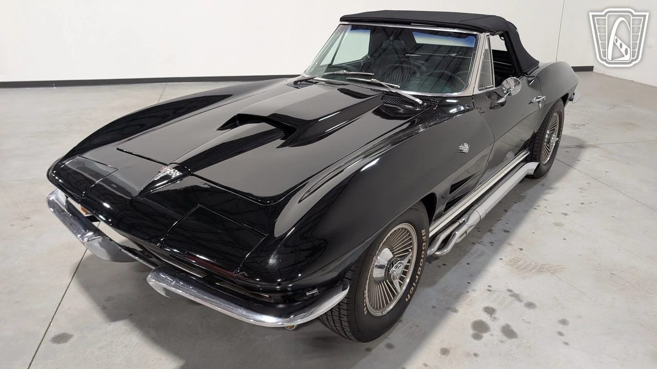 1963 Chevrolet Corvette C2 - Image 3 of 31