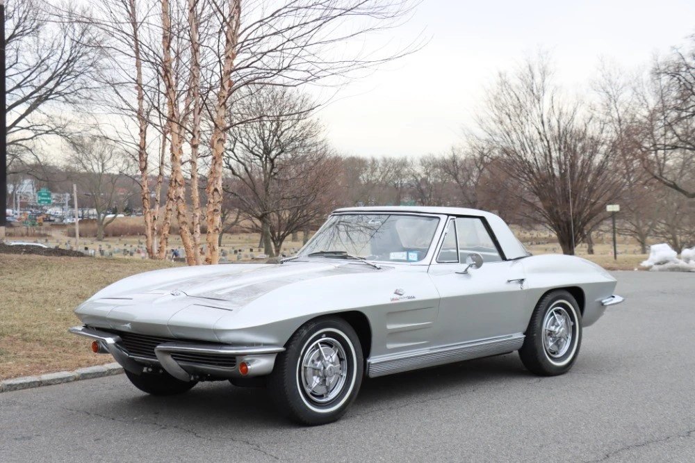 1963 Chevrolet Corvette C2 - Image 2 of 8