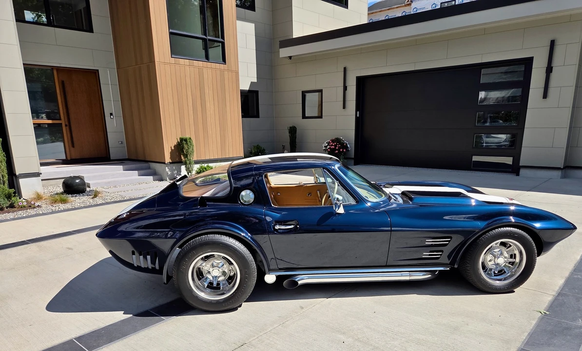 1963 Chevrolet Corvette C2 - Image 8 of 31