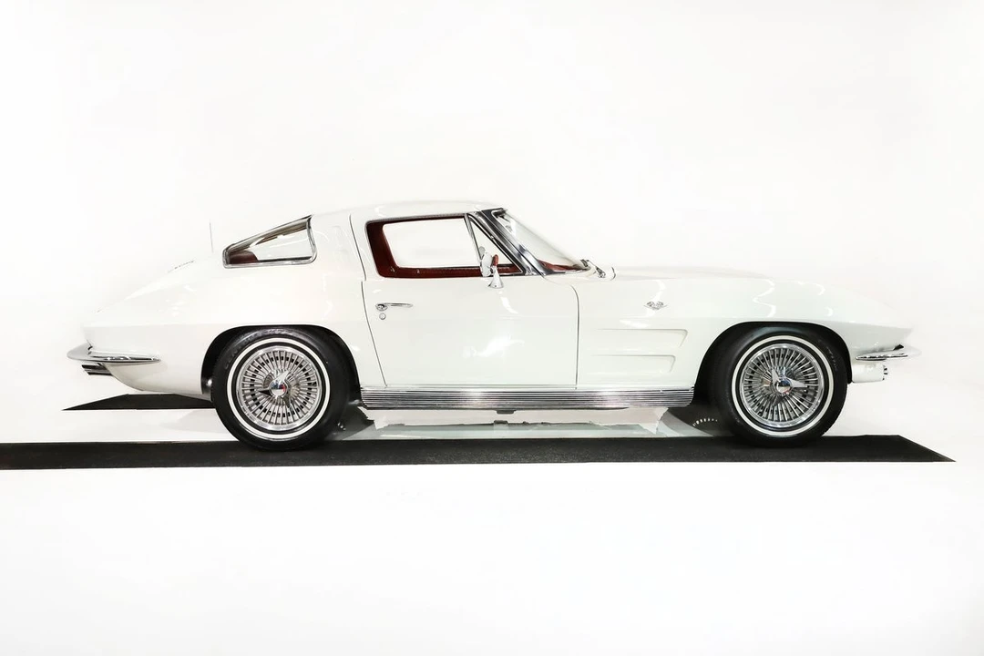 1963 Chevrolet Corvette C2 - Image 15 of 31