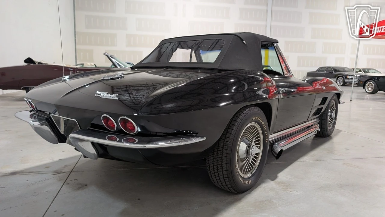 1963 Chevrolet Corvette C2 - Image 15 of 31