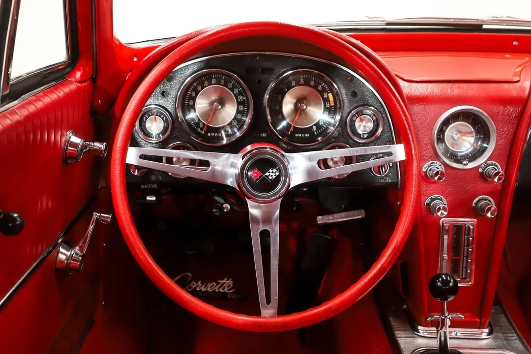 1963 Chevrolet Corvette C2 - Image 16 of 31