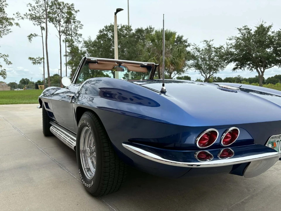 1963 Chevrolet Corvette C2 - Image 10 of 19