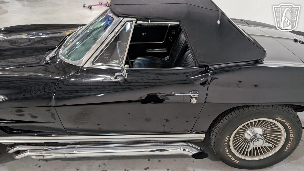 1963 Chevrolet Corvette C2 - Image 29 of 31