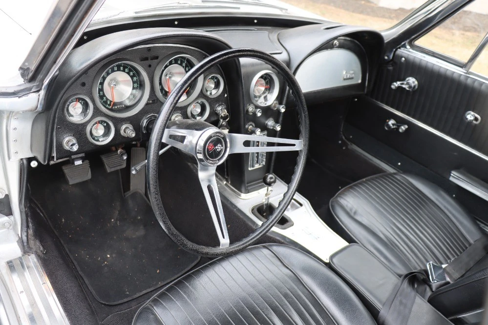 1963 Chevrolet Corvette C2 - Image 7 of 8