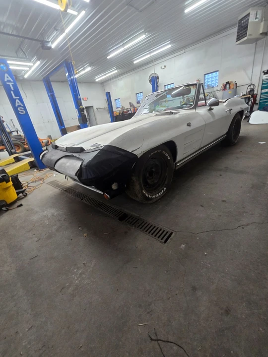 1963 Chevrolet Corvette C2 - Image 2 of 18