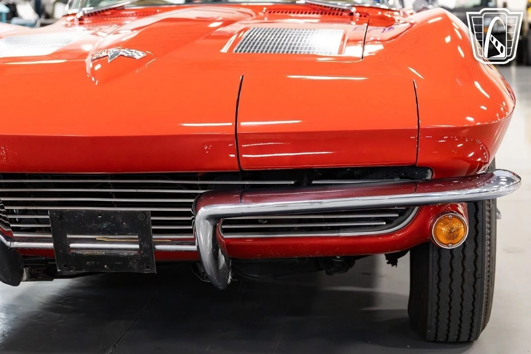 1963 Chevrolet Corvette C2 - Image 11 of 21