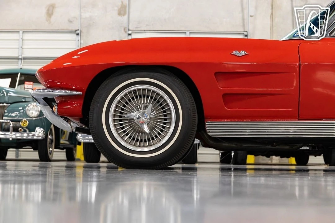1963 Chevrolet Corvette C2 - Image 17 of 21